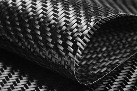  Stacked Carbon Fiber Composites: Avantajları ve Uygulamaları Endüstrisinin Geleceğini Şekillendiriyor!